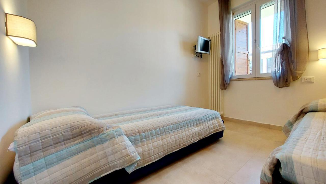 Narcisa View Lake&Pool Apartment Bardolino Exterior foto